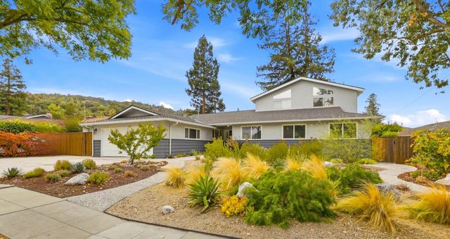 215 Belgatos Road, Los Gatos, CA 95032