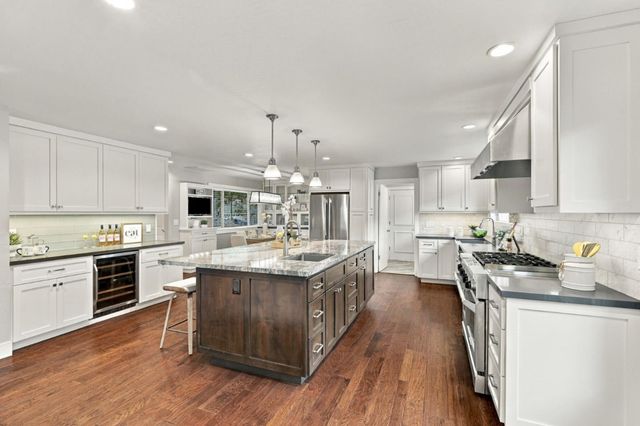 215 Belgatos Road, Los Gatos, CA 95032