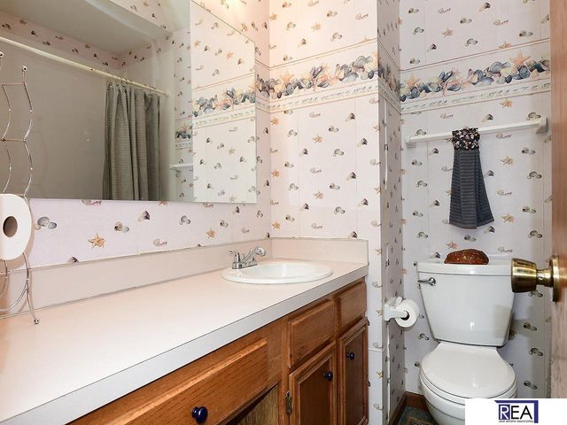 12811 Ogden Street, Omaha, NE 68164