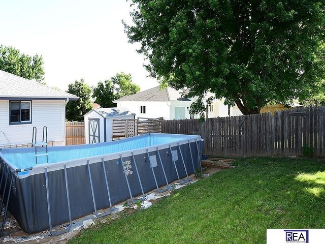 12811 Ogden Street, Omaha, NE 68164
