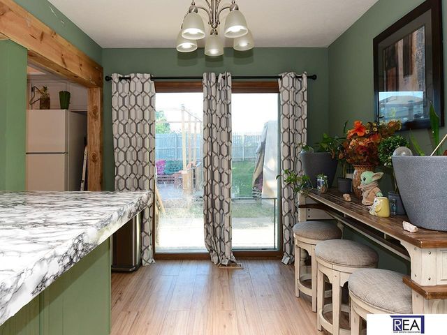 12811 Ogden Street, Omaha, NE 68164