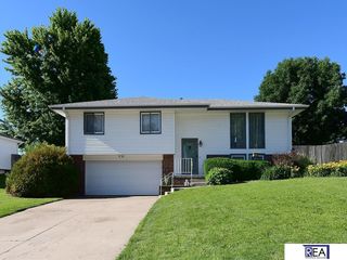 12811 Ogden Street, Omaha, NE 68164