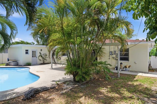 10651 125TH AVENUE, Largo, FL 33773
