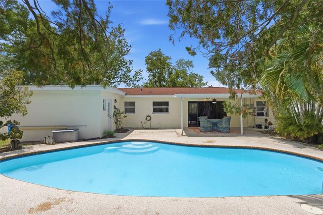 10651 125TH AVENUE, Largo, FL 33773