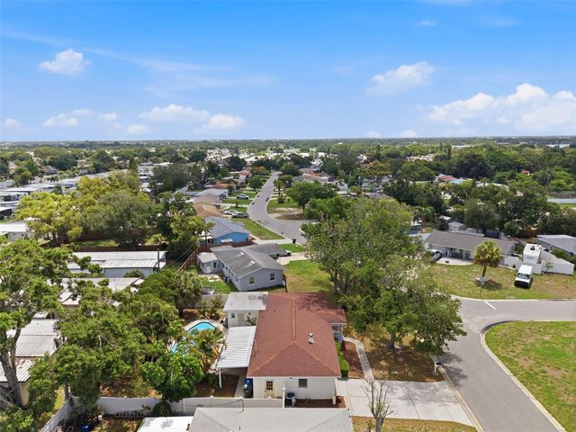 10651 125TH AVENUE, Largo, FL 33773