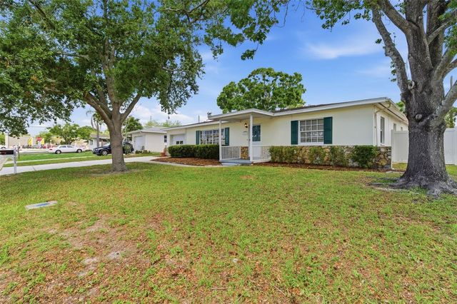 10651 125TH AVENUE, Largo, FL 33773