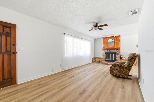 10651 125TH AVENUE, Largo, FL 33773