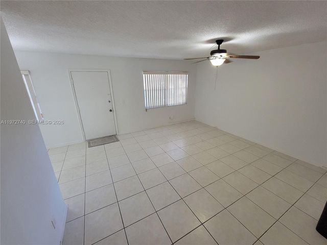 300 SW 134th Way 113E, Pembroke Pines, FL 33027