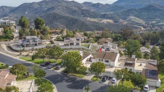 17939 Valle De Lobo, Poway, CA 92064