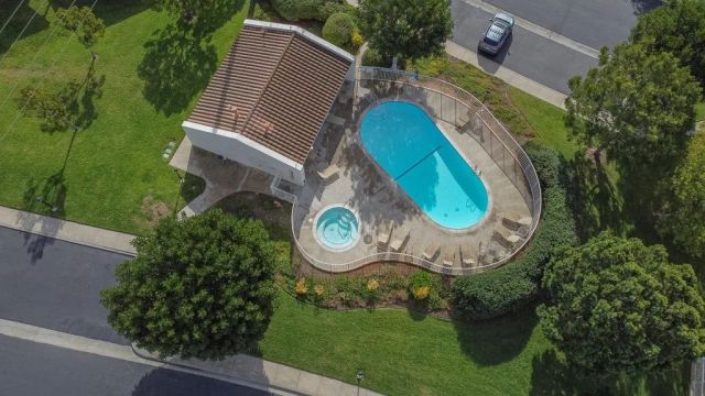 17939 Valle De Lobo, Poway, CA 92064