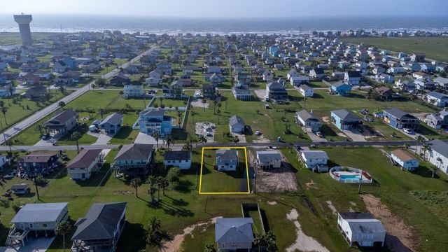 16622 John Silver Road, Galveston, TX 77554