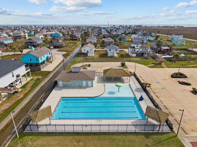 16622 John Silver Road, Galveston, TX 77554