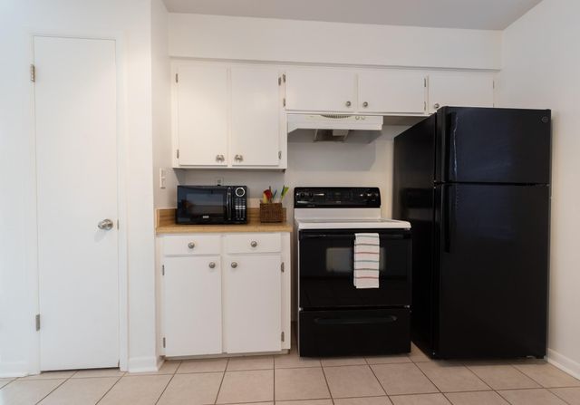 16622 John Silver Road, Galveston, TX 77554