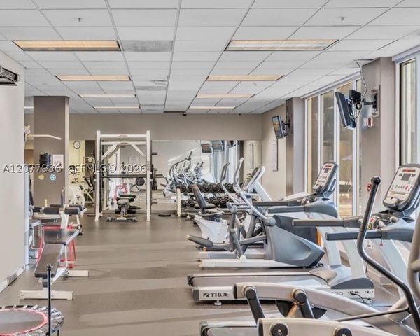 19390 Collins Ave 510, Sunny Isles Beach, FL 33160