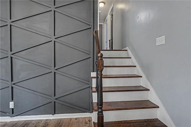 9810 Hardesty Avenue, Kansas City, MO 64137