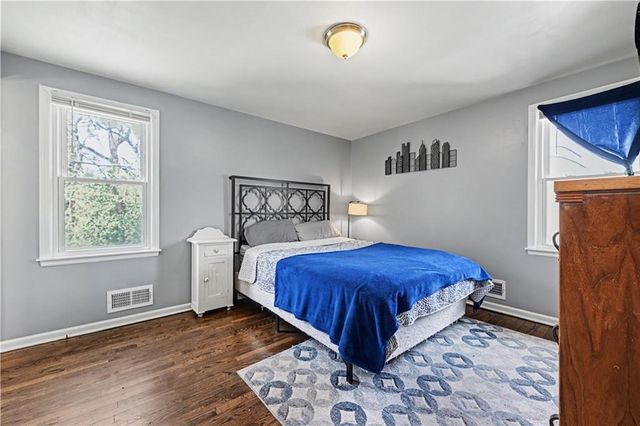 9810 Hardesty Avenue, Kansas City, MO 64137