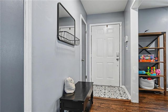 9810 Hardesty Avenue, Kansas City, MO 64137