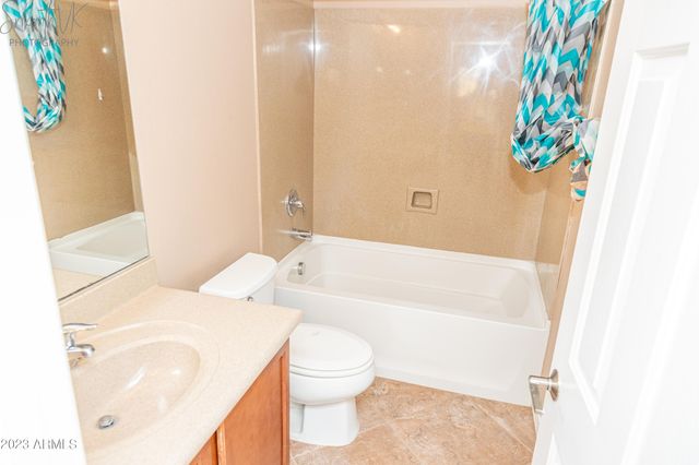 2162 W Scully Drive, Phoenix, AZ 85023