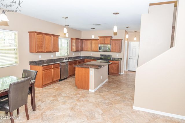 2162 W Scully Drive, Phoenix, AZ 85023