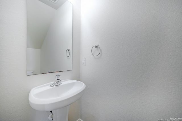 3438 Southton View, San Antonio, TX 78222