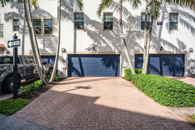 2559 SW 119th Ter, Miramar, FL 33025