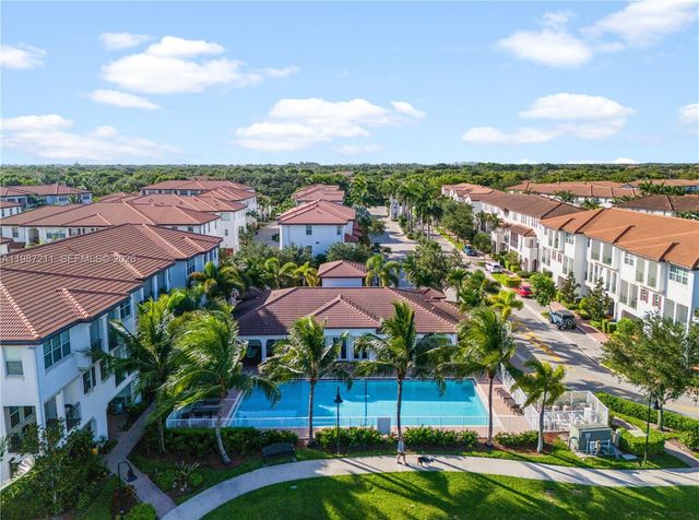 2559 SW 119th Ter, Miramar, FL 33025