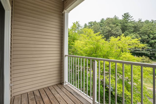 1 West Street 322, Simsbury, CT 06070