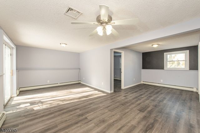 504 Edith Rd, Roxbury Twp., NJ 07850