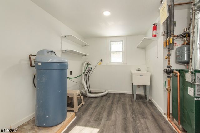 504 Edith Rd, Roxbury Twp., NJ 07850