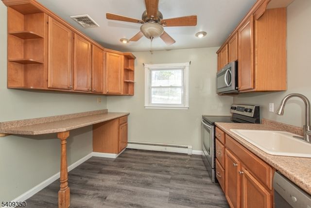 504 Edith Rd, Roxbury Twp., NJ 07850