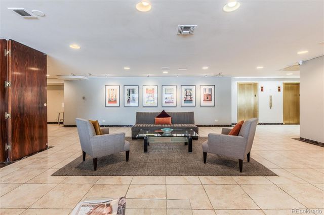 790 N Washington Street 706, Denver, CO 80203