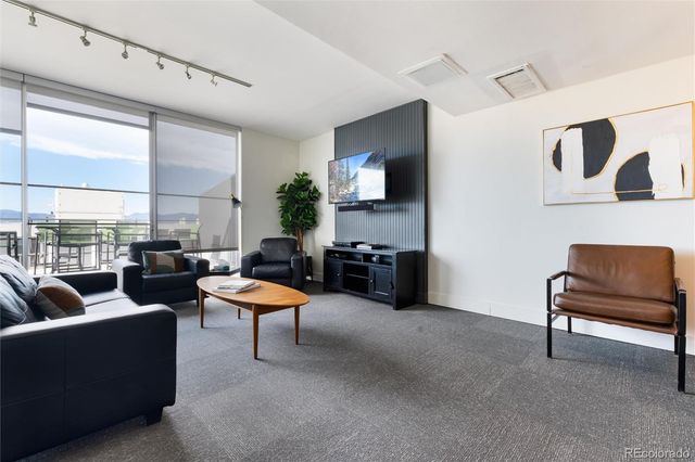 790 N Washington Street 706, Denver, CO 80203