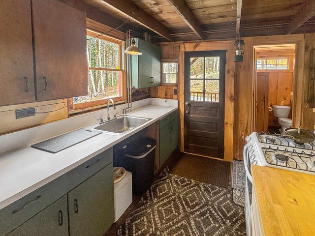 1511 East Dover Road, Wardsboro, VT 05355