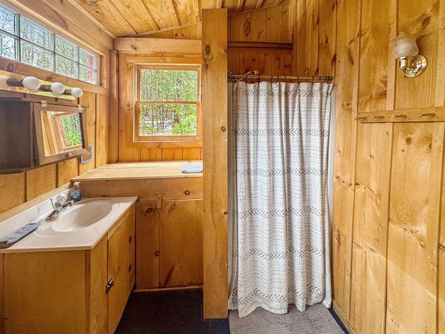 1511 East Dover Road, Wardsboro, VT 05355