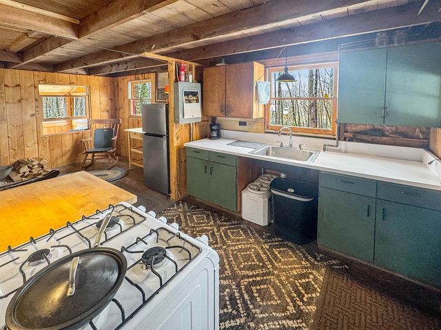 1511 East Dover Road, Wardsboro, VT 05355