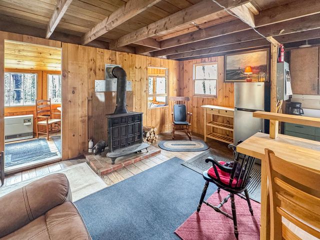 1511 East Dover Road, Wardsboro, VT 05355
