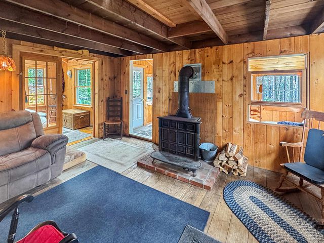 1511 East Dover Road, Wardsboro, VT 05355