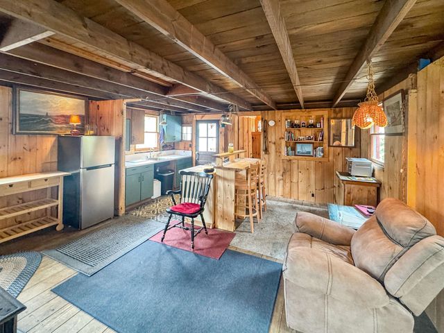 1511 East Dover Road, Wardsboro, VT 05355