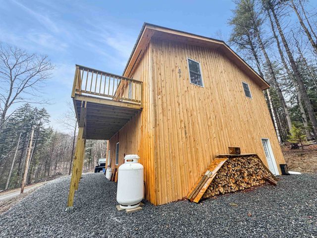1511 East Dover Road, Wardsboro, VT 05355