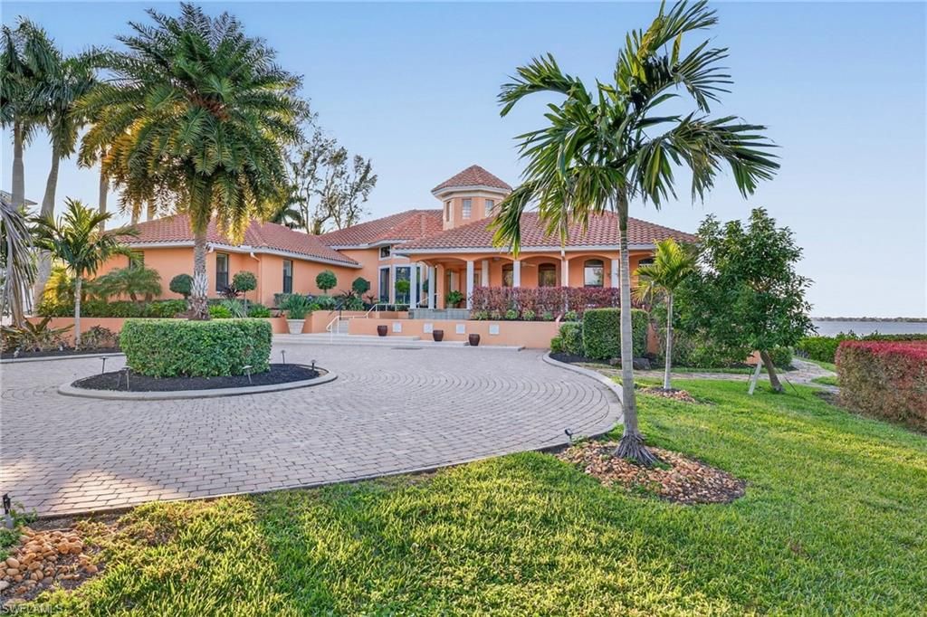 2600 McGregor BLVD, FORT MYERS, FL 33901 — photo 3