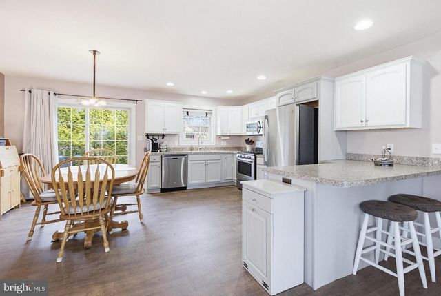 5307 OAK LEAF DR, Mount Joy, PA 17552