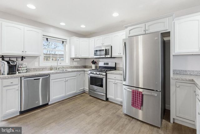 5307 OAK LEAF DR, Mount Joy, PA 17552