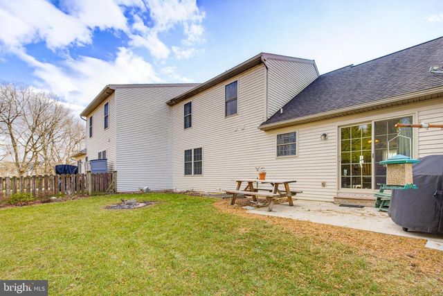 5307 OAK LEAF DR, Mount Joy, PA 17552