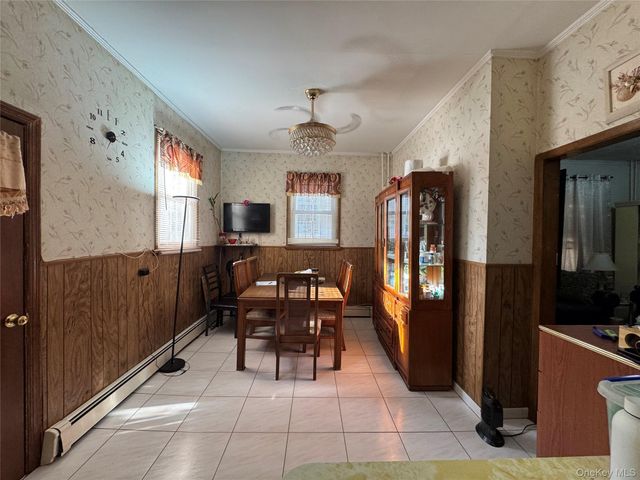 690 E 240th Street, Bronx, NY 10470