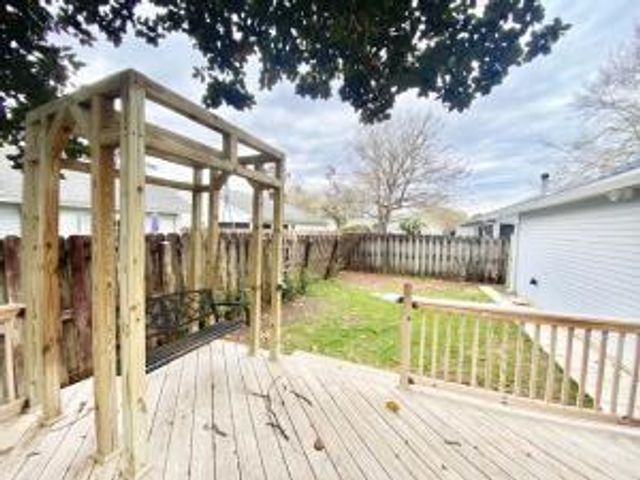 102 Midland Court, Niceville, FL 32578