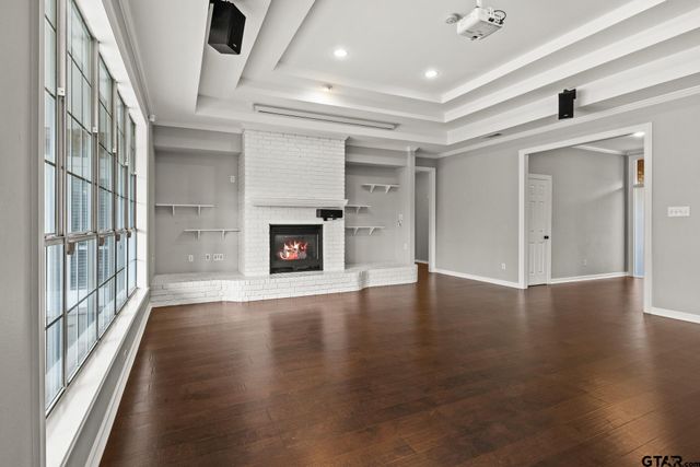 100 Turnberry Circle, Mt Pleasant, TX 75455