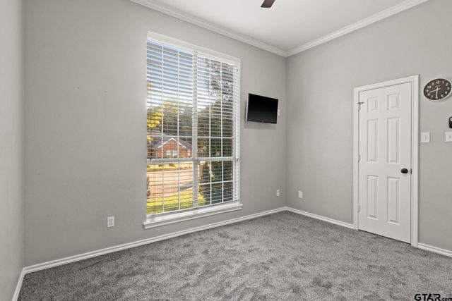 100 Turnberry Circle, Mt Pleasant, TX 75455