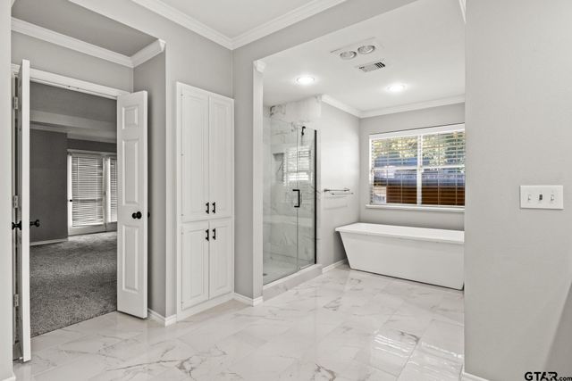 100 Turnberry Circle, Mt Pleasant, TX 75455