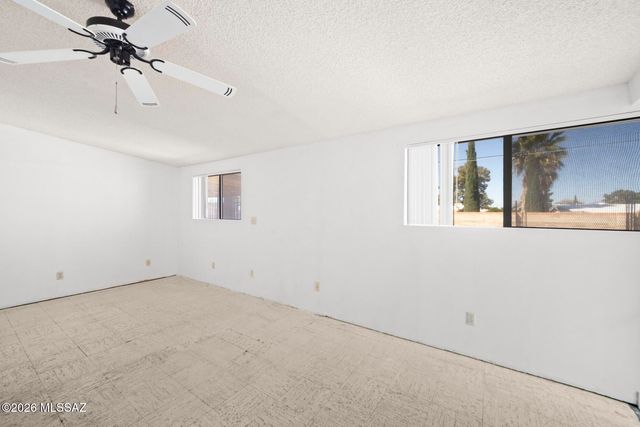 8509 E Louise Drive, Tucson, AZ 85730