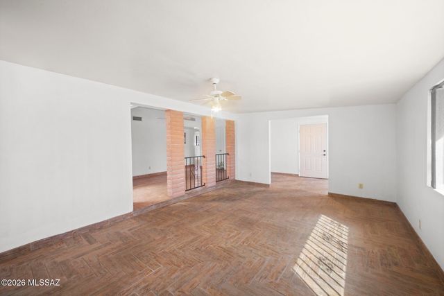 8509 E Louise Drive, Tucson, AZ 85730